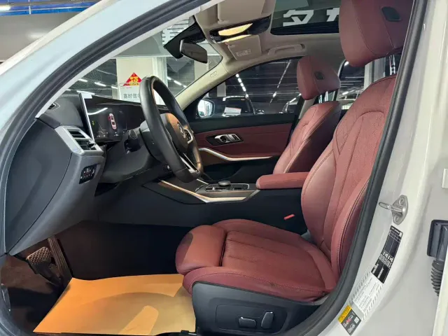 BMW i3 — Фото автомобиля 11