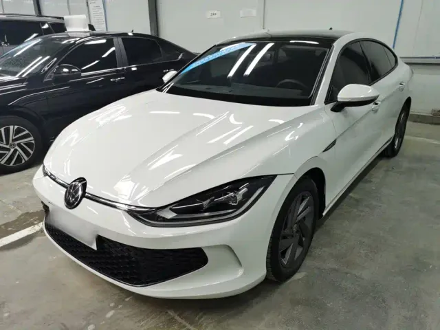 Фотография автомобиля — Volkswagen Lamando