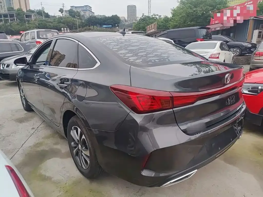 Changan Eado 2024 PLUS Blue Whale NE 1.4T GDI DCT High Performance Edition — Фото автомобиля 4