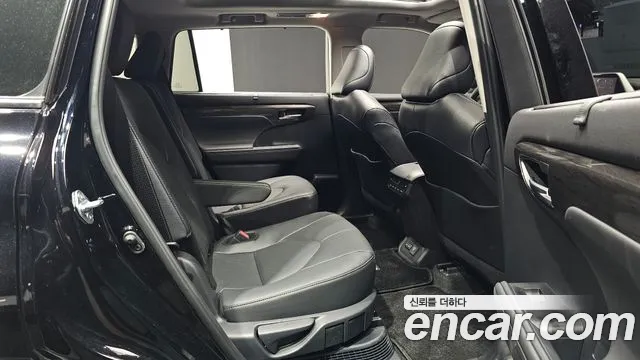 Toyota Highlander 4th Gen — Фото автомобиля 17