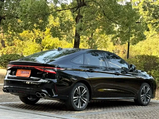 Chery Arrizo 8 — Фото автомобиля 6