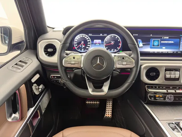 Mercedes-Benz G-Class — Фото автомобиля 15