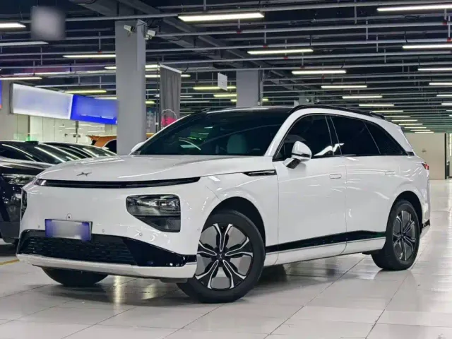 Фотография автомобиля — Xpeng G9