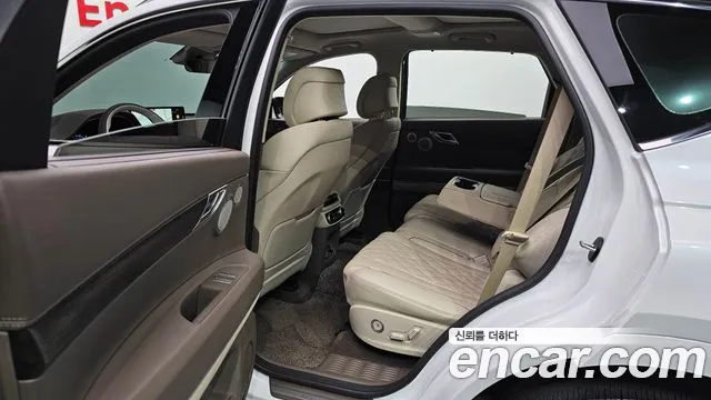 Genesis GV80 — Фото автомобиля 18