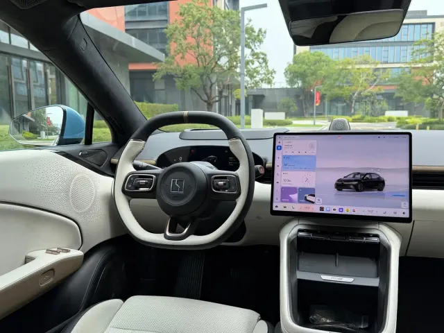 ZEEKR Zeekr 007GT 2025 AWD Smart Drive 75kWh — Фото автомобиля 13