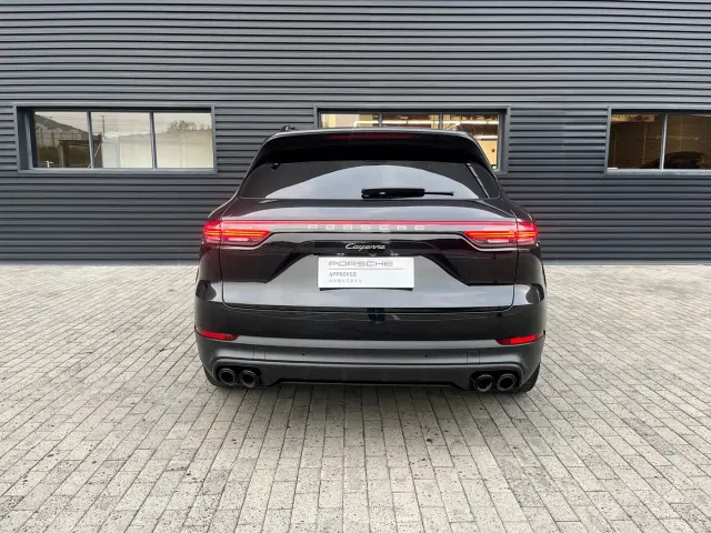 Porsche Cayenne — Фото автомобиля 4
