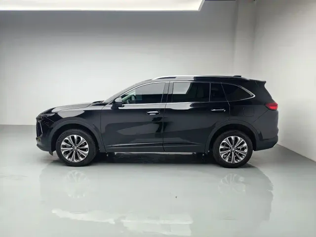 Buick Envision Plus — Фото автомобиля 7