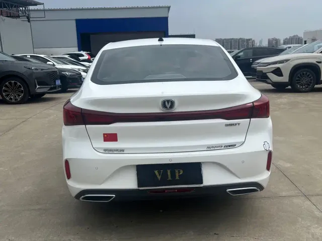 Changan Eado — Фото автомобиля 17