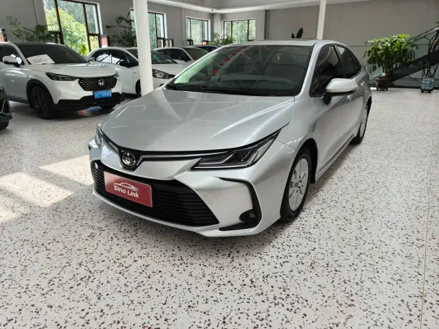 Фотография автомобиля — Toyota Corolla