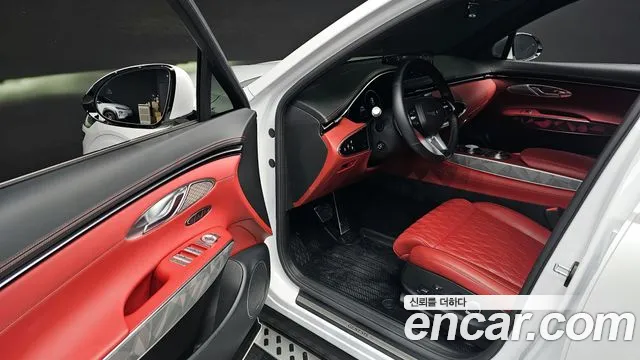 Genesis GV70 2.5T Бензин AWD — Фото автомобиля 11