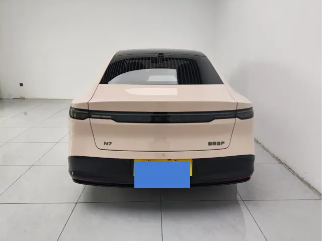 Nissan N7 — Фото автомобиля 7