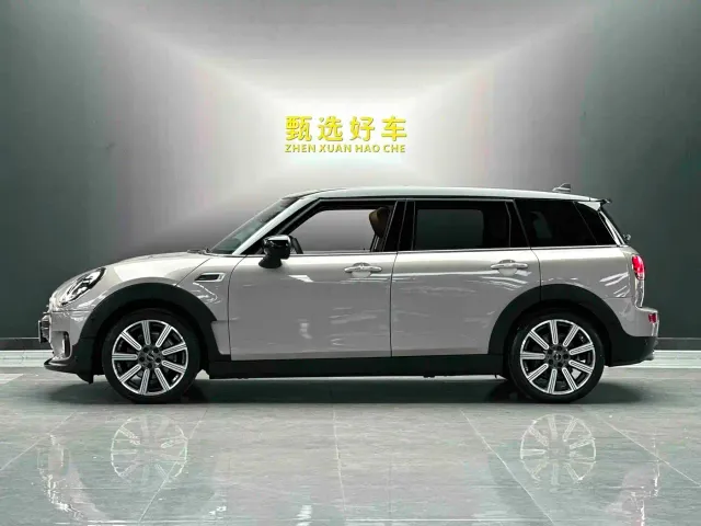 MINI Clubman — Фото автомобиля 3