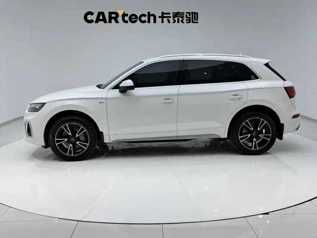 Audi Q5L — Фото автомобиля 8
