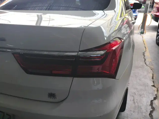 BYD Qin — Фото автомобиля 7