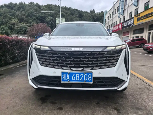Geely Boyue L — Фото автомобиля 4