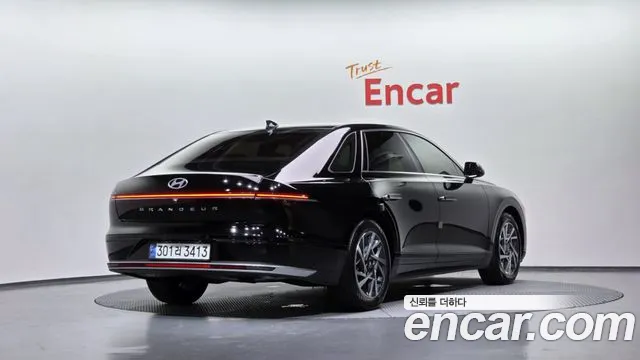 Hyundai Grandeur Grandeur (GN7) 2.5 Бензин 2WD — Фото автомобиля 2