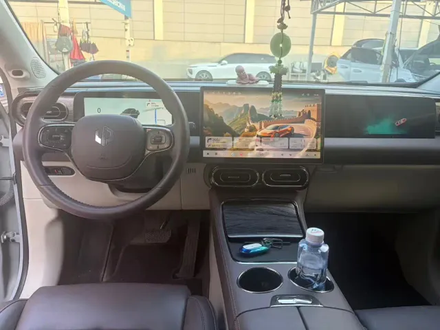 Leapmotor C11 — Фото автомобиля 10