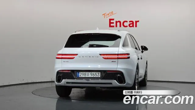 Genesis GV70 — Фото автомобиля 4
