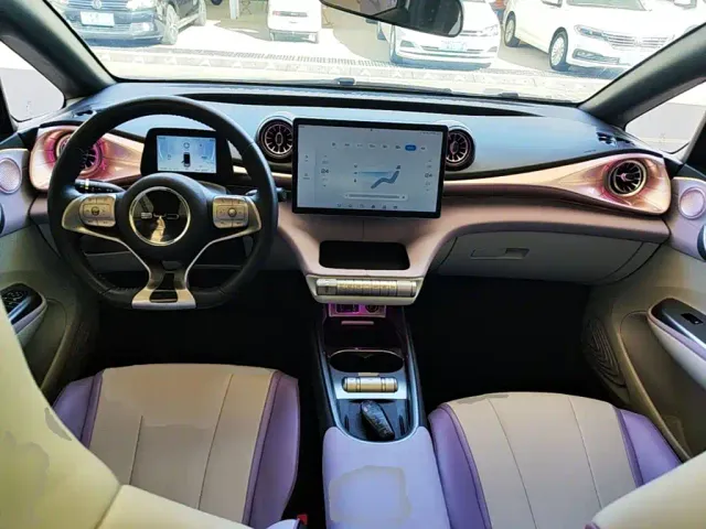 BYD Dolphin — Фото автомобиля 9