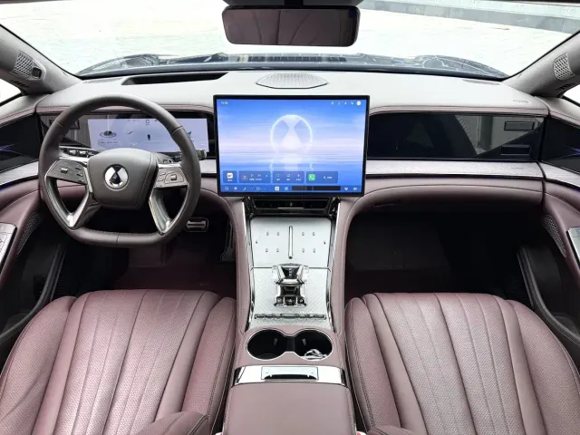 Denza Z9GT — Фото автомобиля 5