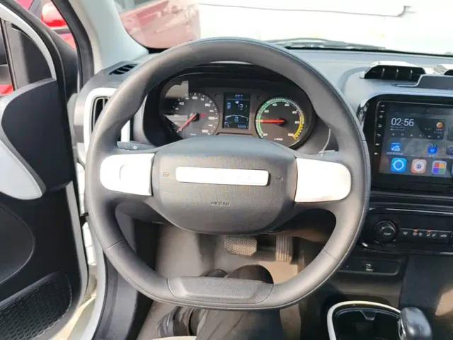 Roewe Kaiwei CLEVER 2021 302km Excellence Edition — Фото автомобиля 10