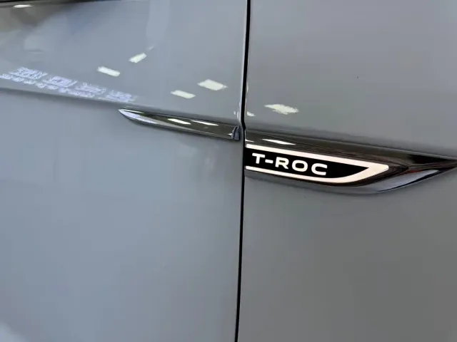 Volkswagen T-Roc — Фото автомобиля 12