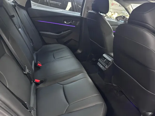 Honda Accord — Фото автомобиля 11