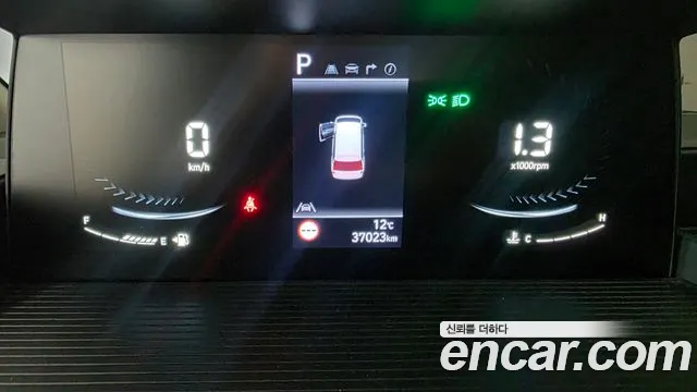 Hyundai Staria Staria L3.5 Карго 3 места — Фото автомобиля 8
