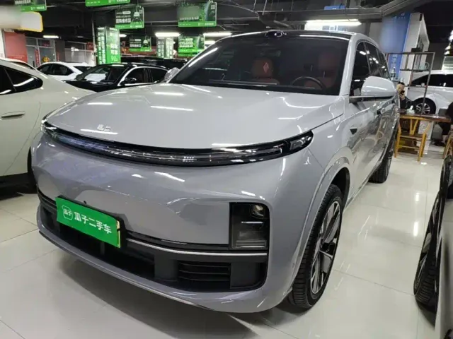 Фотография автомобиля — Li Auto L9