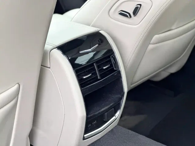 Cadillac CT6 — Фото автомобиля 16