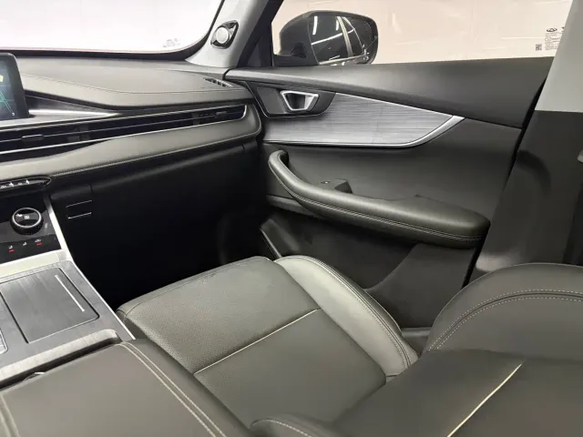 Chery Tiggo 7 PLUS — Фото автомобиля 10
