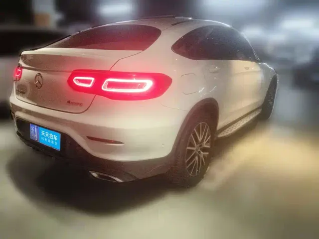 Mercedes-Benz GLC Coupe — Фото автомобиля 2