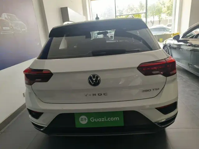 Volkswagen T-Roc — Фото автомобиля 5
