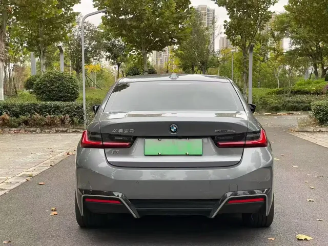 BMW i3 — Фото автомобиля 8