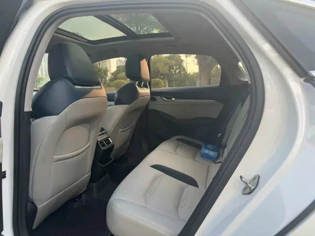 Geely Xingrui — Фото автомобиля 5