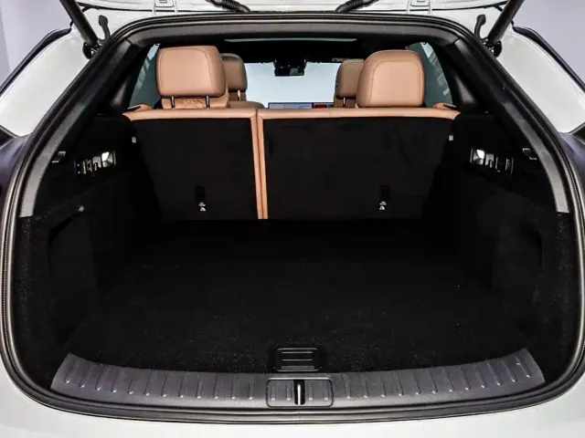 Li Auto i6 — Фото автомобиля 7