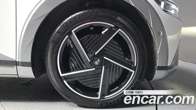 Hyundai Ioniq5 Long Range AWD — Фото автомобиля 13