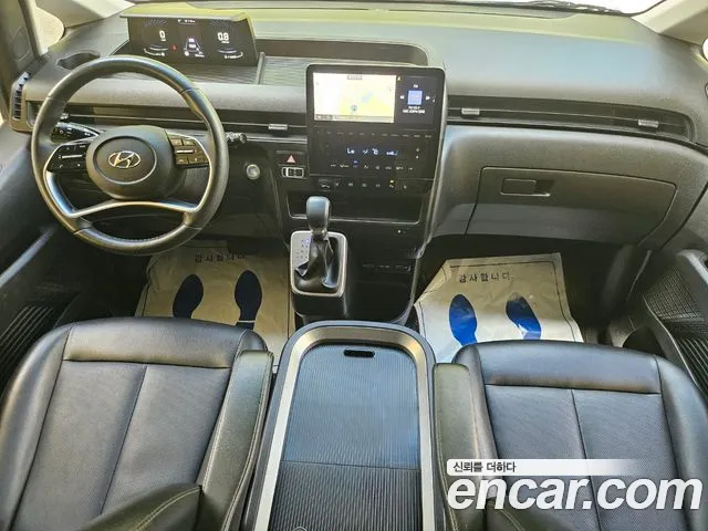 Hyundai Staria — Фото автомобиля 10