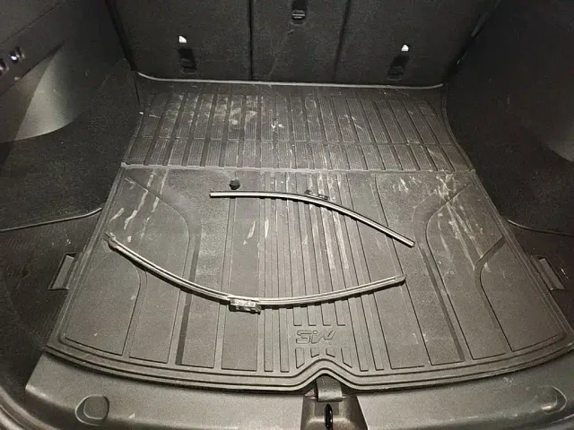 Tesla Model Y — Фото автомобиля 20