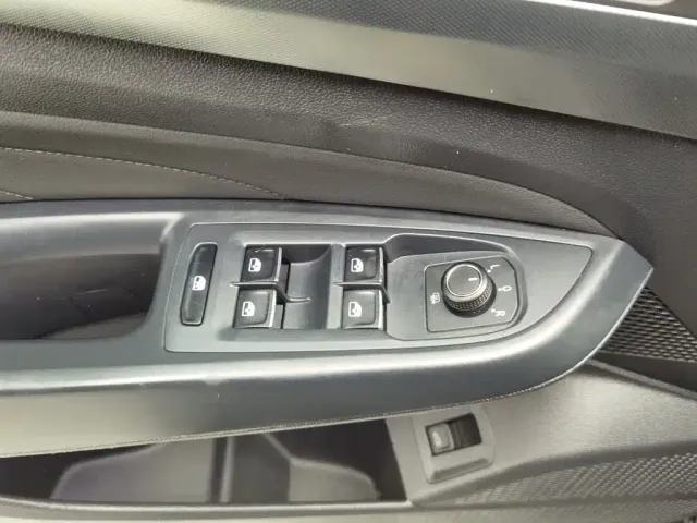 Volkswagen Passat — Фото автомобиля 9