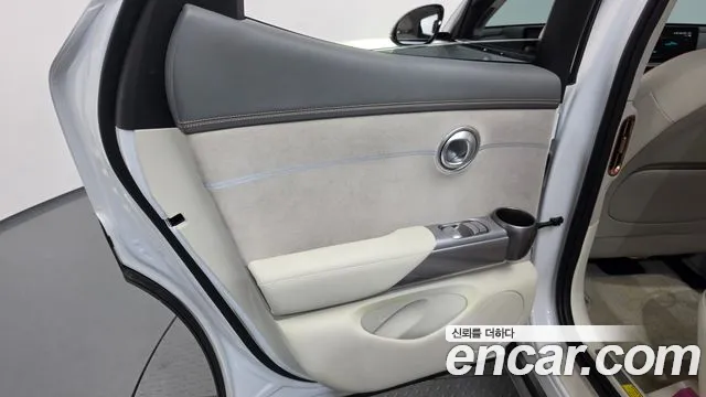 Genesis GV60 — Фото автомобиля 14