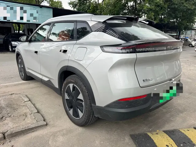 Dongfeng Fengshen L7 — Фото автомобиля 14