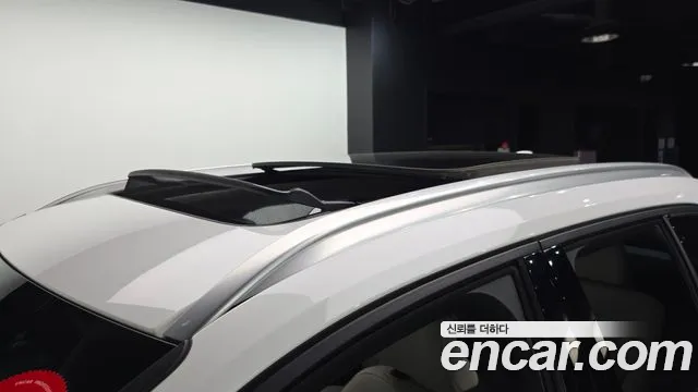 Вольво XC40 — Фото автомобиля 7