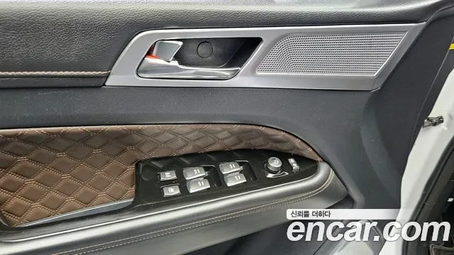 KG_Mobility_Ssangyong Rexton All Rexton Дизель 2.2 4WD — Фото автомобиля 14