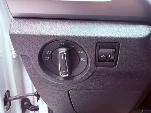 Volkswagen T-Cross — Фото автомобиля 9