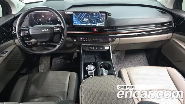 Kia Carnival Generation 4 — Фото автомобиля 6