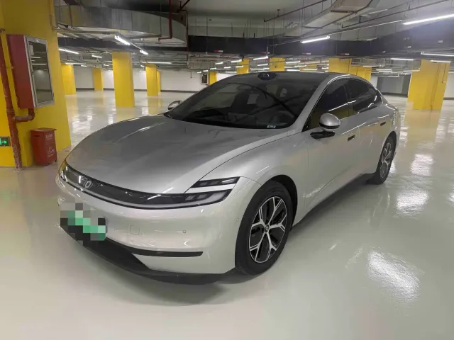 Фотография автомобиля — Changan Qiyuan A06