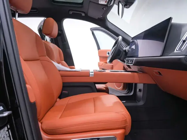 Li Auto L8 — Фото автомобиля 19