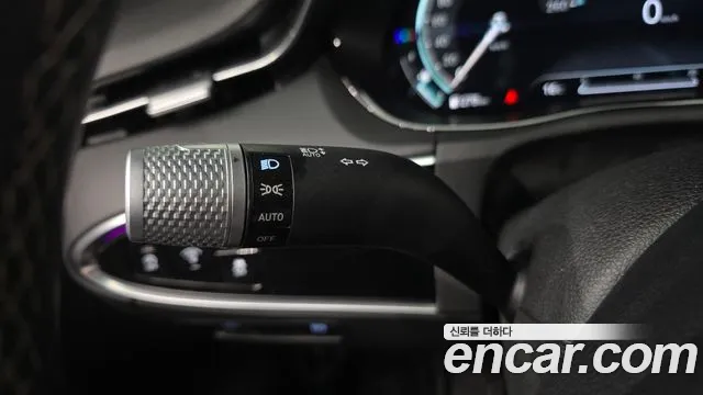 Genesis GV70 — Фото автомобиля 29