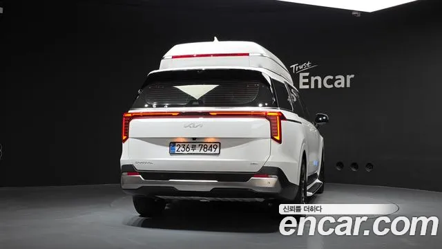 Kia Carnival 4th Gen — Фото автомобиля 4